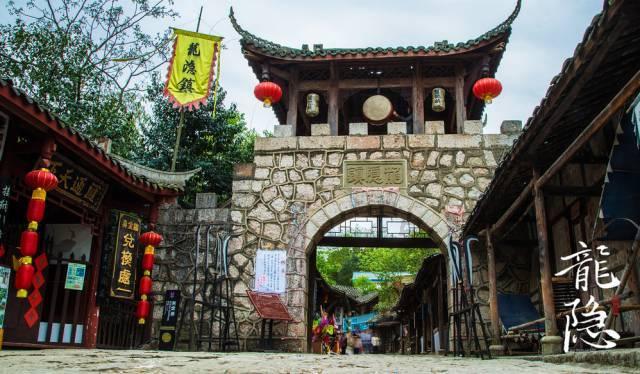 探索为什么过去京剧名家都能自己写剧本?,解决你的困惑